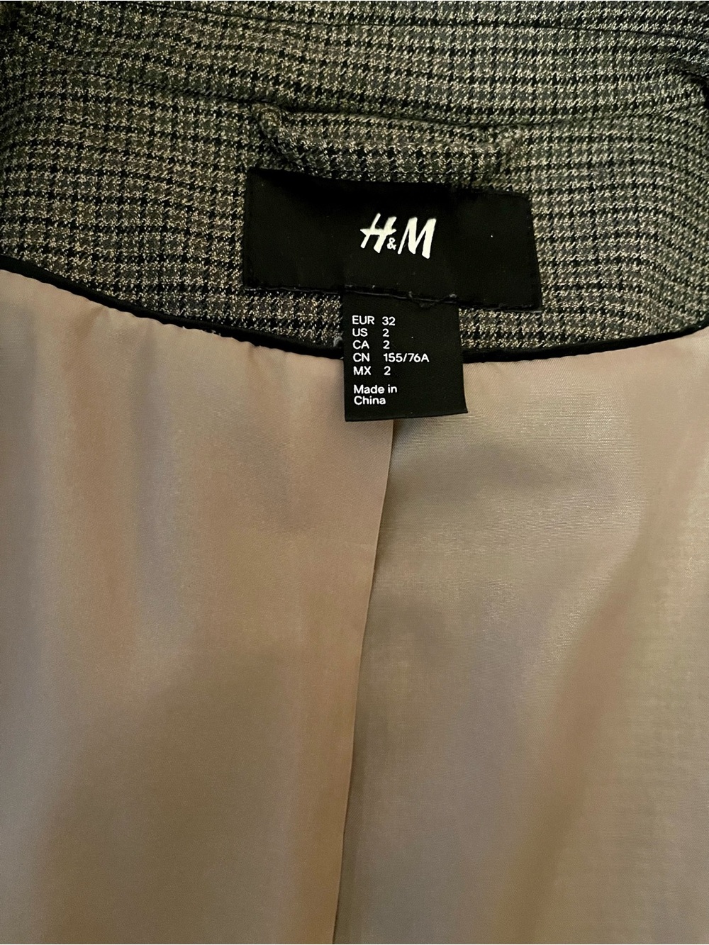 H&M Blazer - Picture 5 of 6